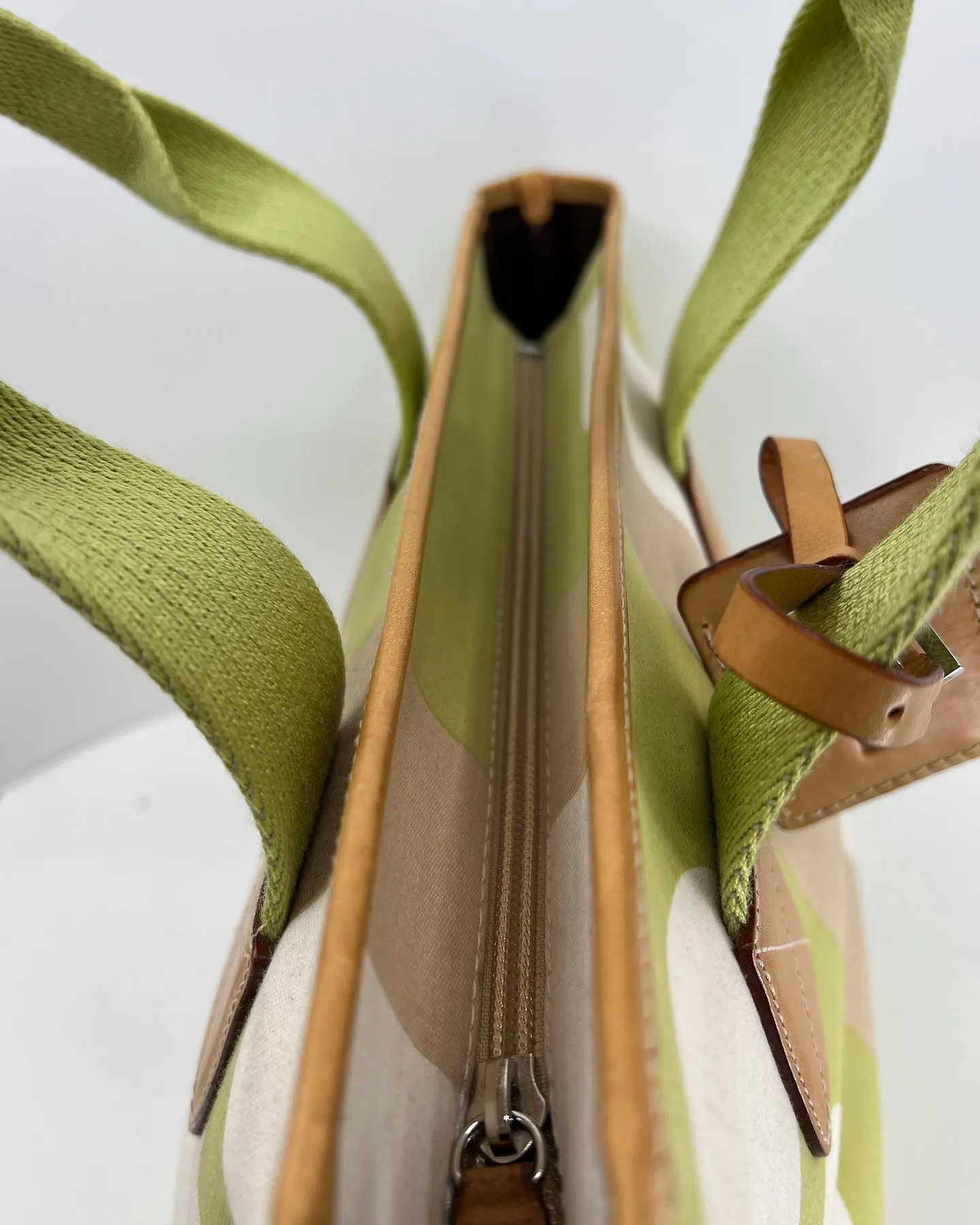 BALLY CABANA CANVAS LEATHER TOTE BAG
