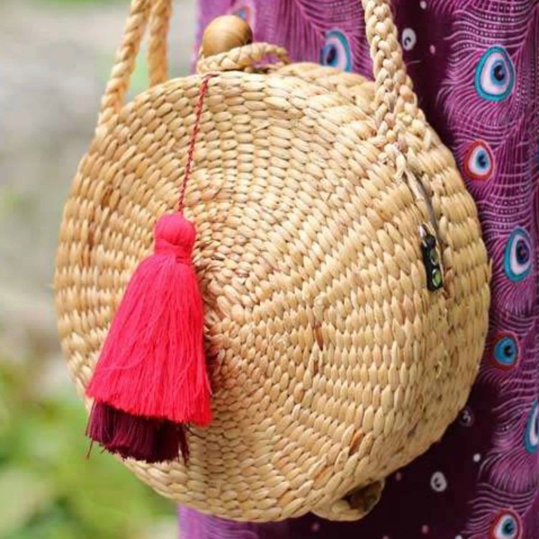 Bohemian Round Hand Woven Straw Clutch Bag - Iraca Palm Bag with Playful Tassels