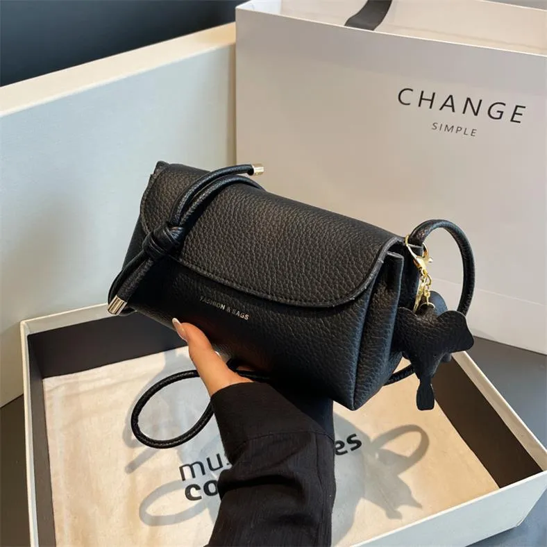 Chiara | Retro Softness Elegant Bag