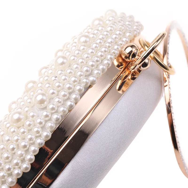 Pearl Evening Bag: Elegant Handheld with Diamond Accents