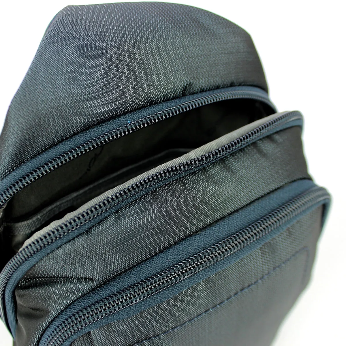 Piquadro - iPad®mini mono sling bag P16 - CA4177P16 - CHEVRON/BLU